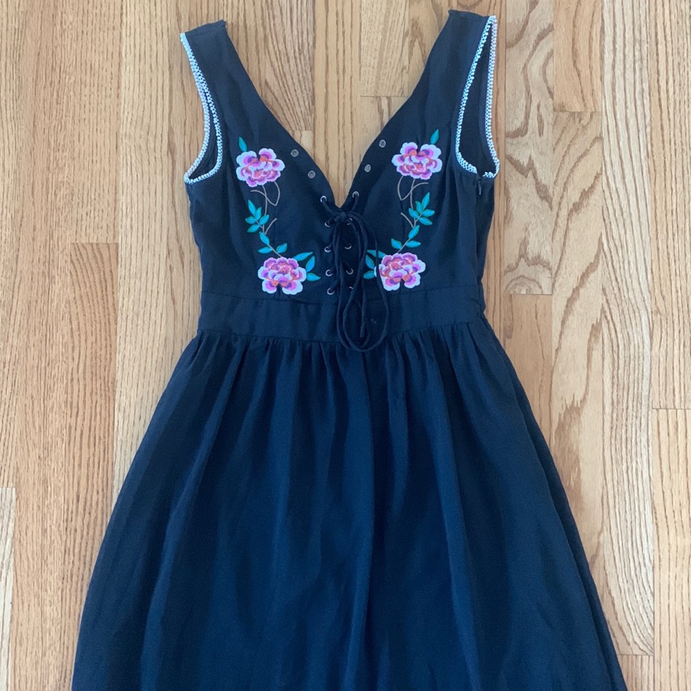 Floral Lace-up Maxi Dress